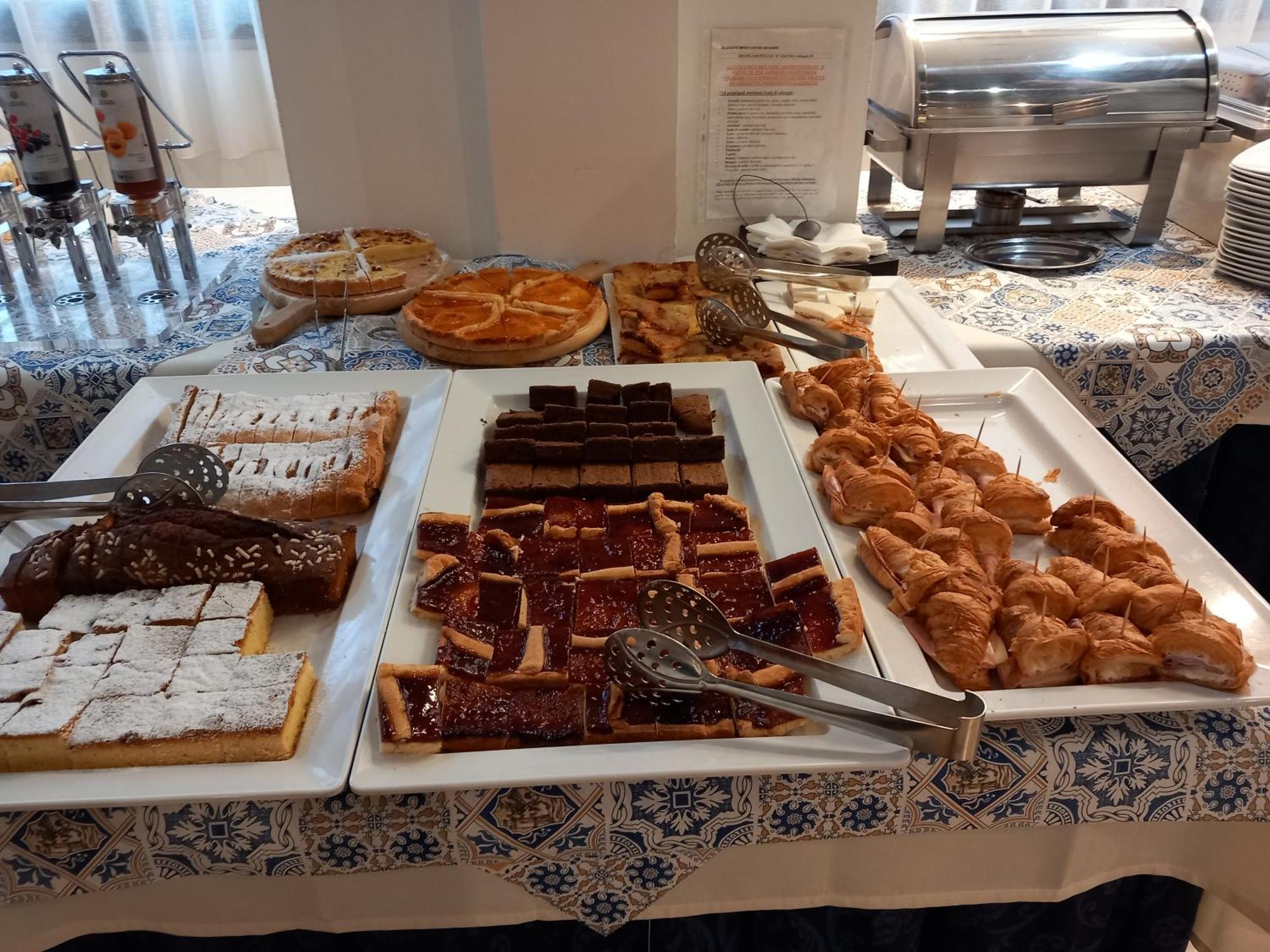 Alaska 里米尼 外观 照片