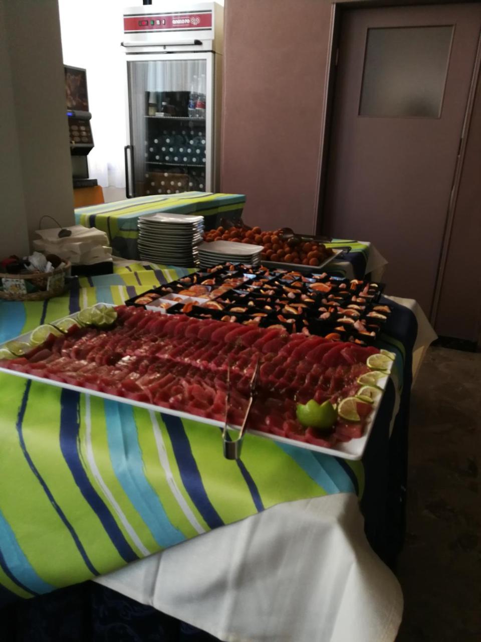 Alaska 里米尼 外观 照片